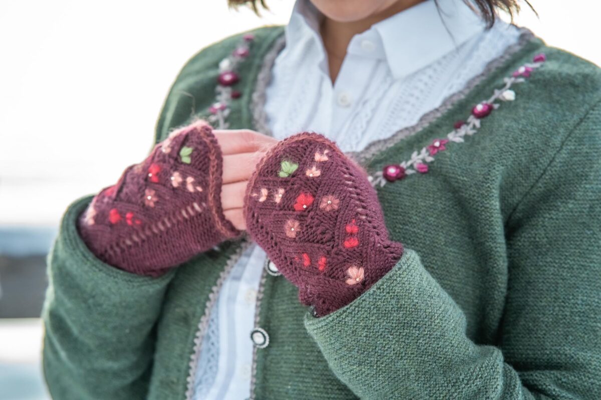 handgestrickte Pulswärmer – Bild 5