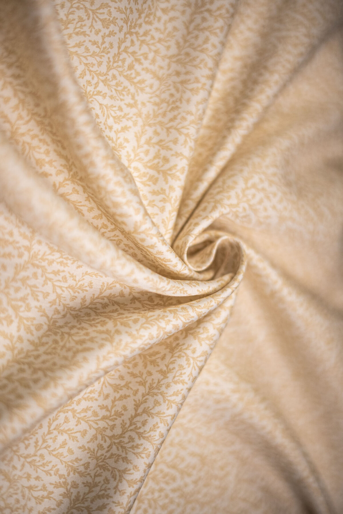 Baumwollsatin creme Modeldruck