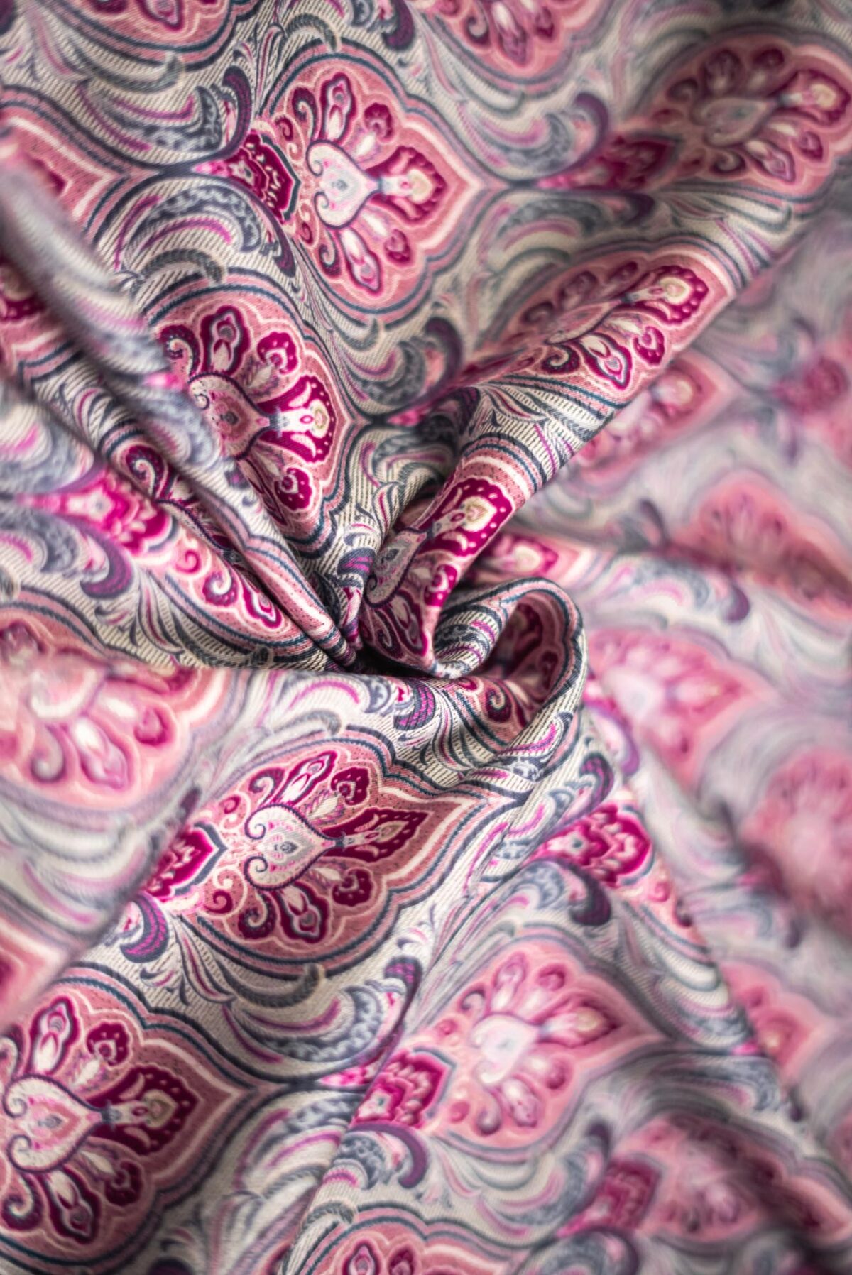 Baumwollsatin mehrfärbig Paisley