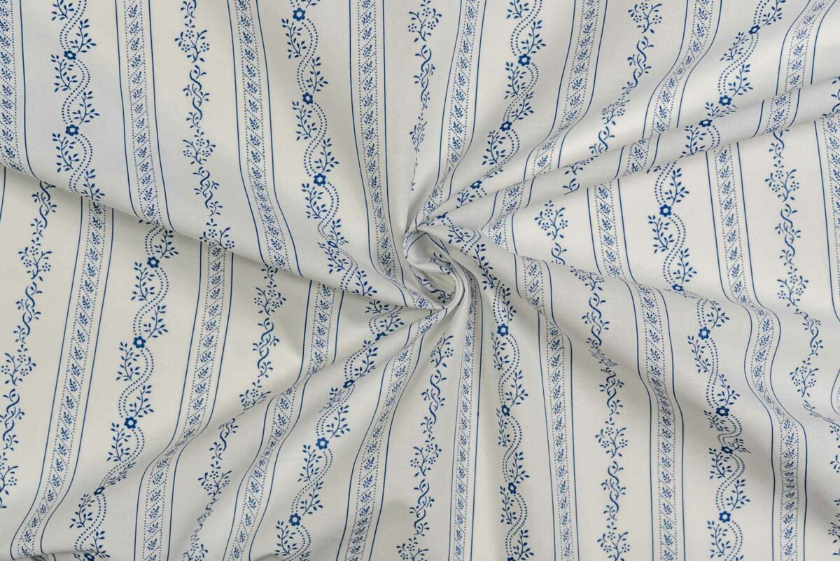 Baumwollstoff weiß-blau Modeldruck