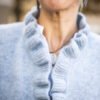 Rüschenjacke mit Hakenverschluss – Bild 4