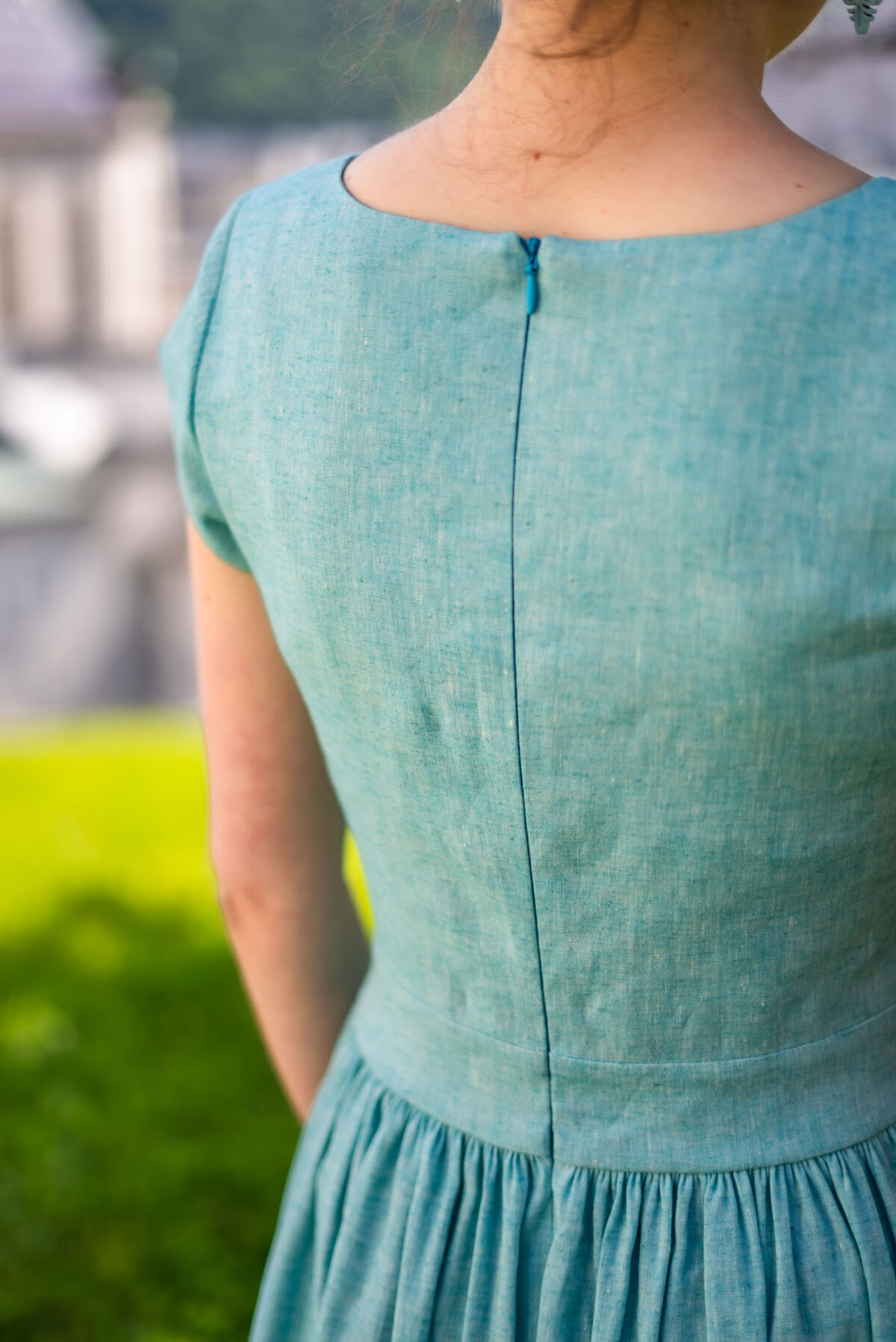 KLeid aus Leinen in türkis – Bild 3