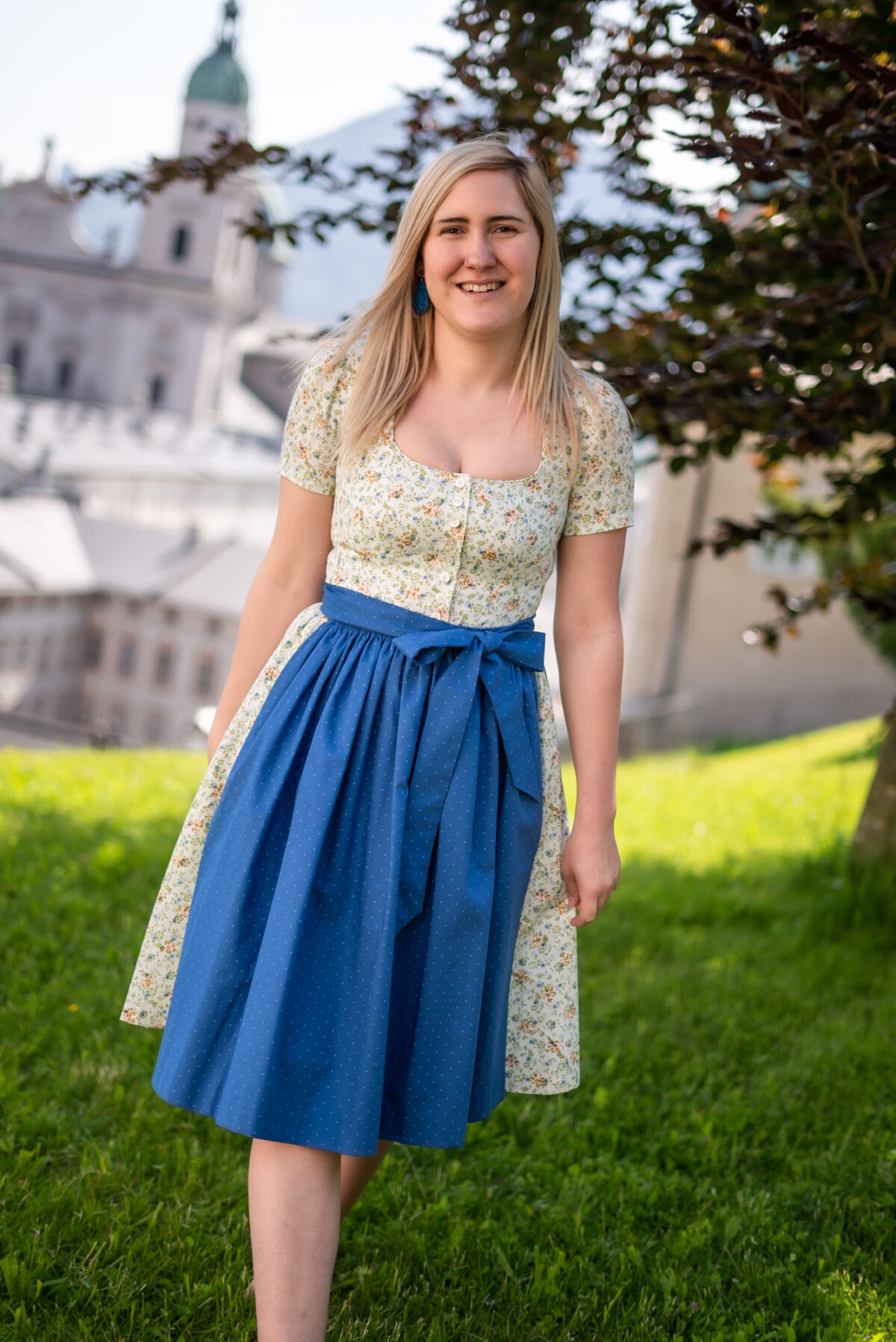 Ärmeldirndl "Hanni" – Bild 2