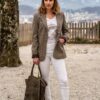 gestreifter Damenblazer in braun – Bild 6