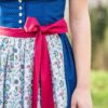 Dirndl "Flora" mit Baumwollschürze – Bild 4