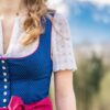 Dirndl "Flora" mit Baumwollschürze – Bild 2