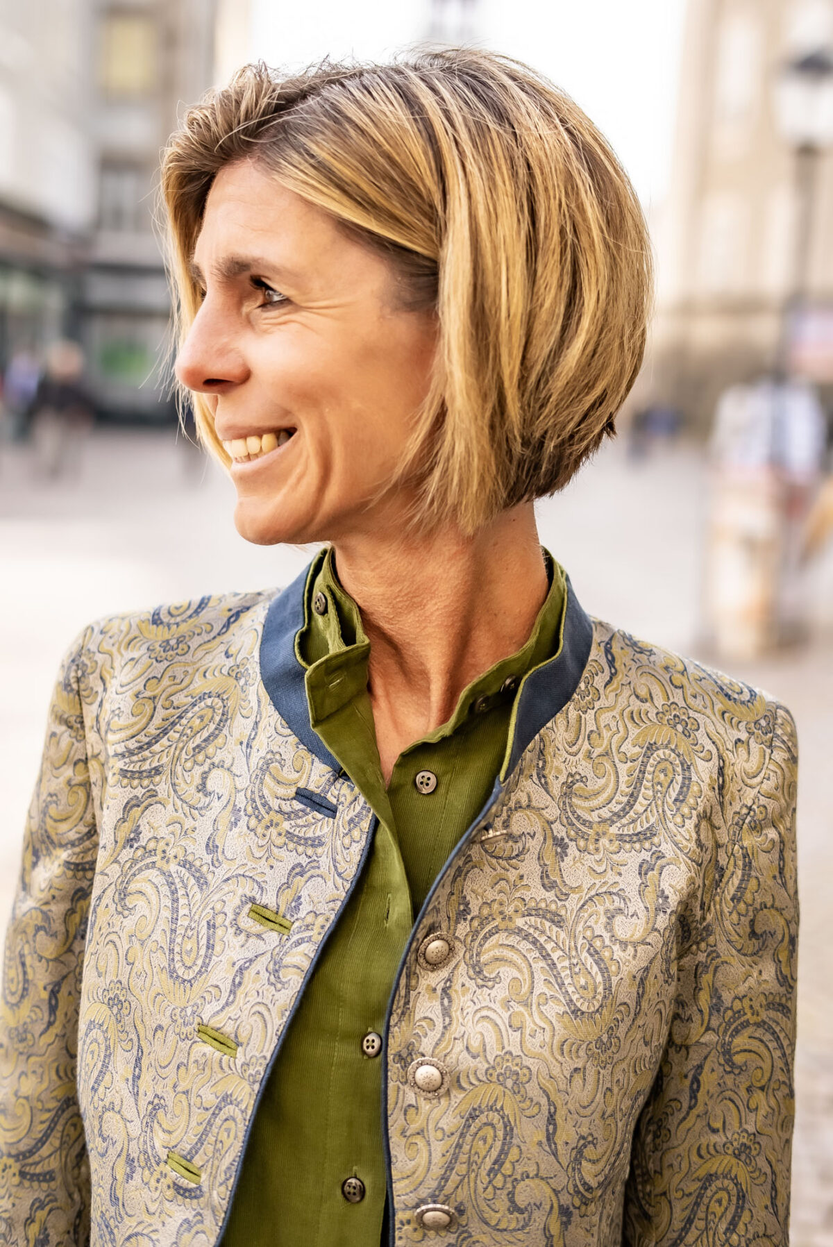 Damenblazer mit Paisleymuster