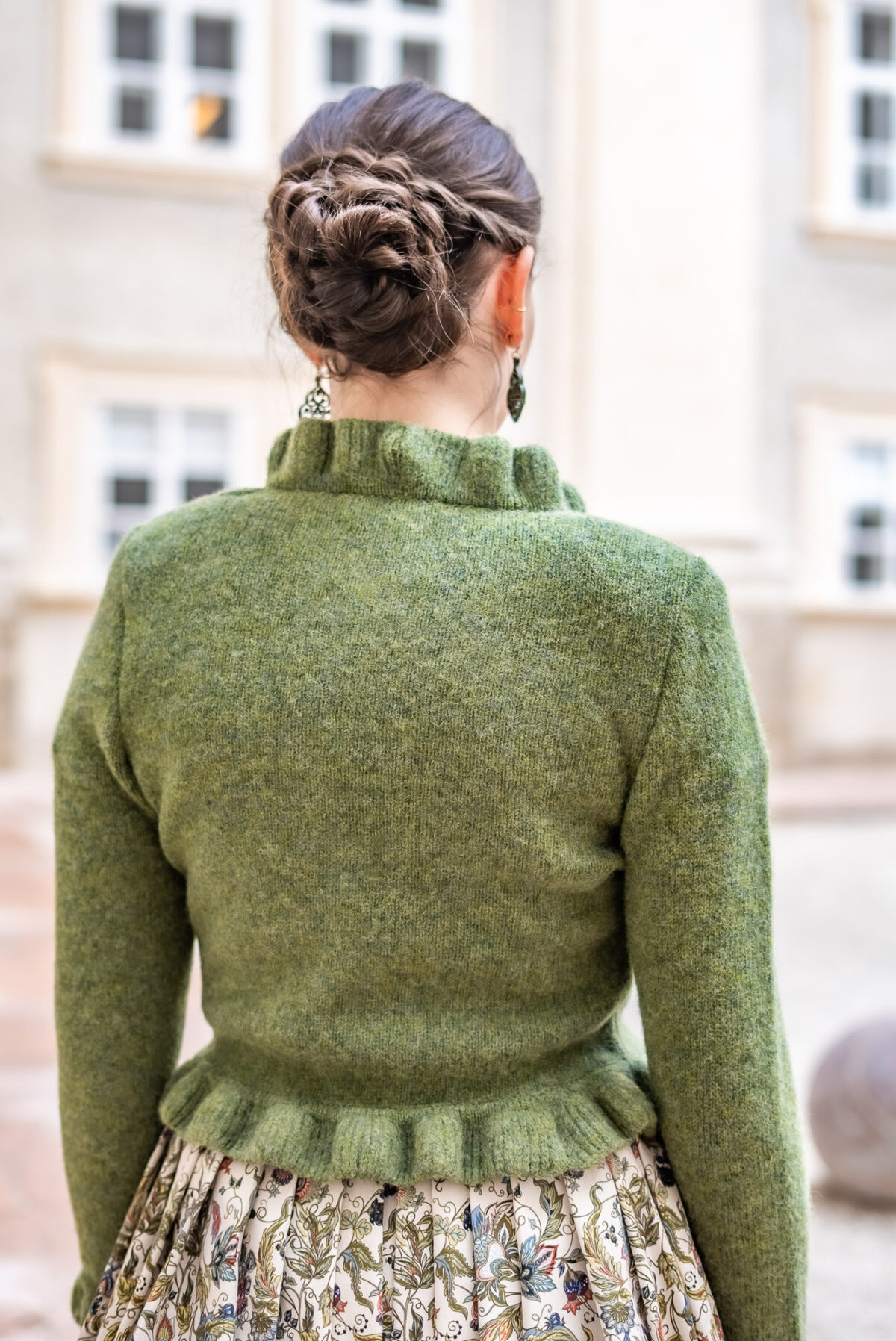 Rüschenjacke Salbei – Bild 3