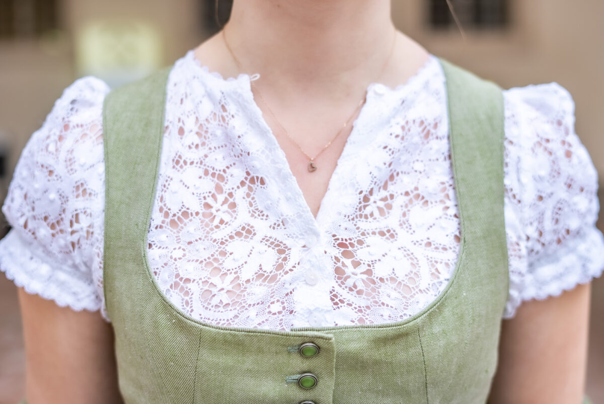 Dirndlbluse – Bild 3