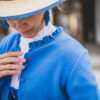 Strickjacke mit Rüschen und Schösserl blau - Image 2
