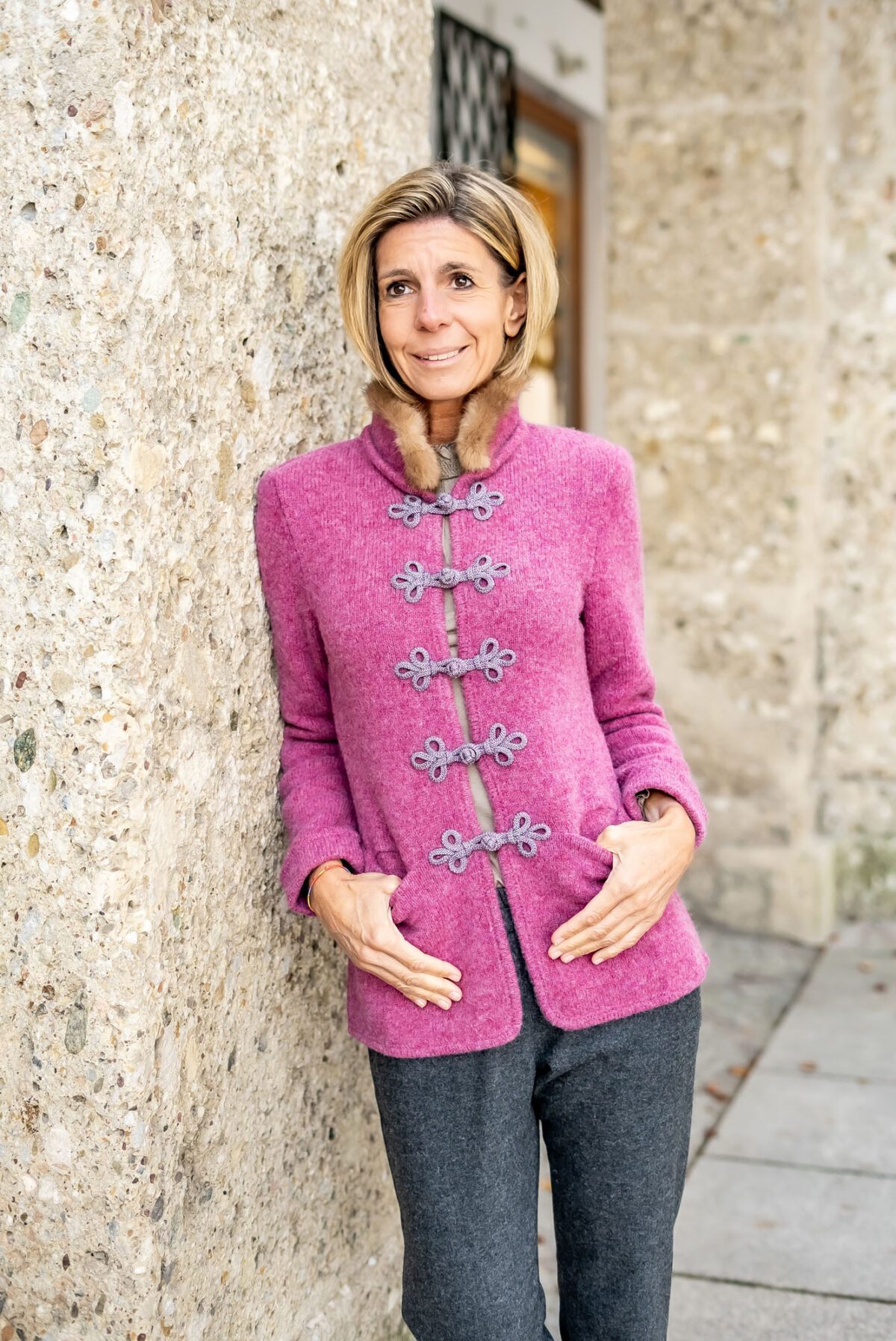 Strickjacke mit Nerz – Bild 2