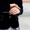 Samtblazer mit Rever schwarz – Bild 3