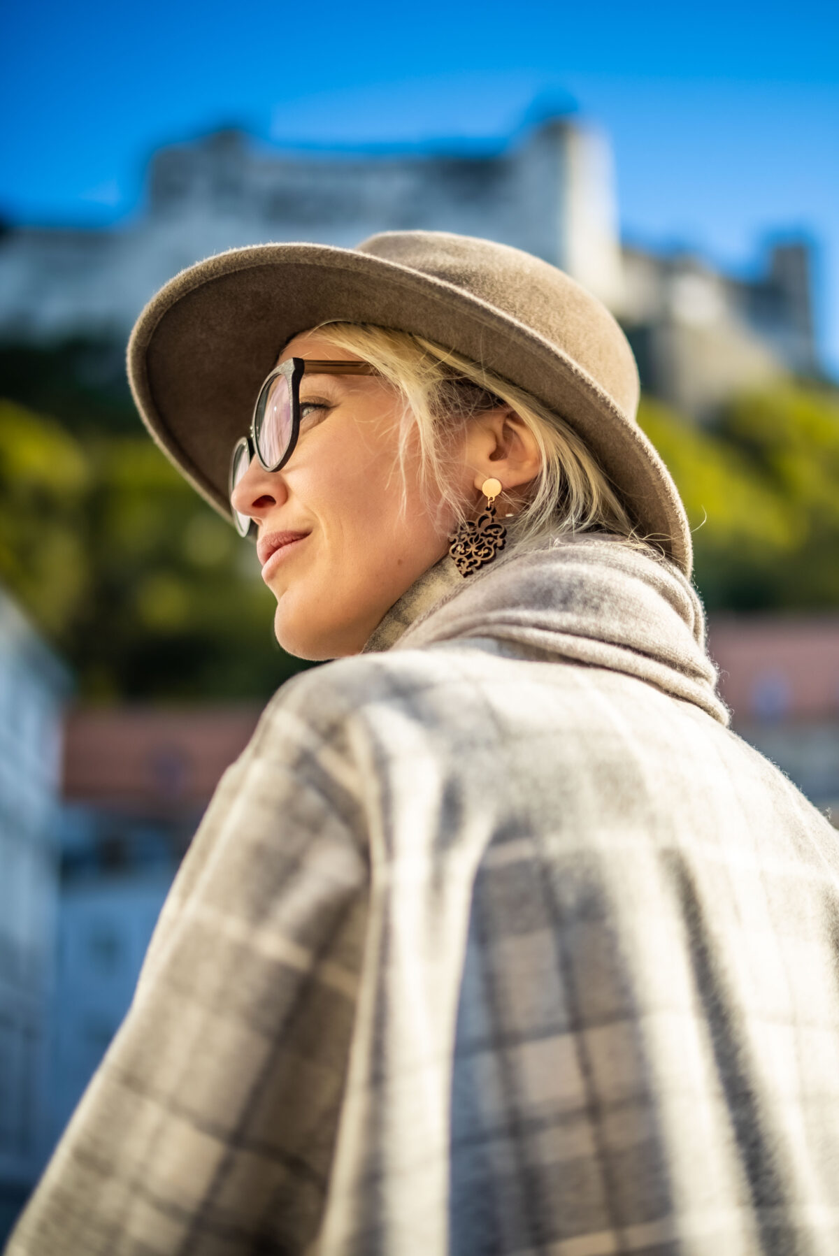 trendiges Cape oversized – Bild 4