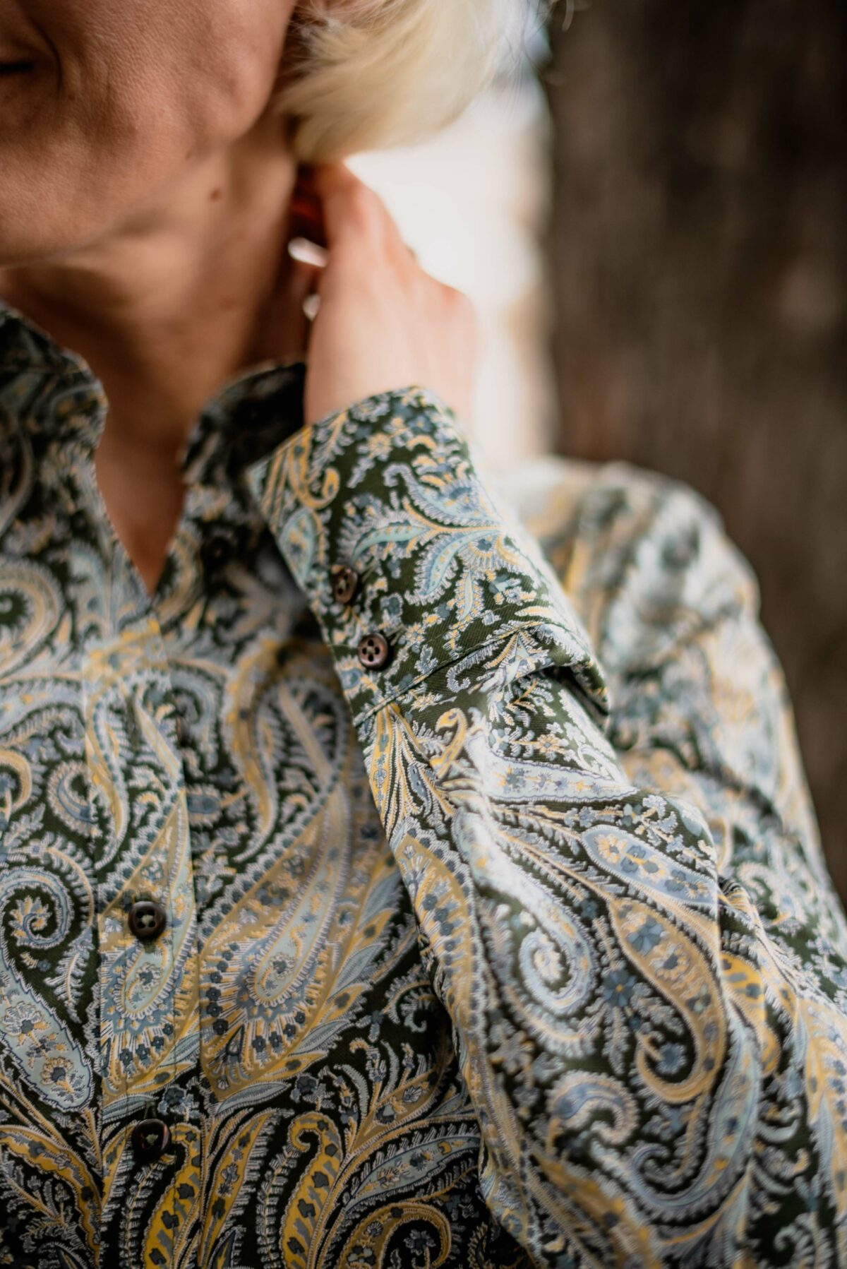 Damenbluse mit Paisleydruck – Bild 2