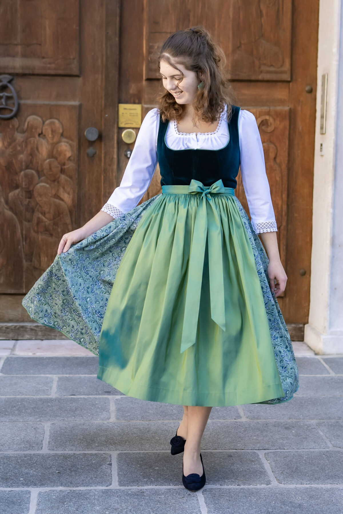 Heimatwerk Samtdirndl Efeu