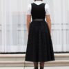 Heimatwerk Dirndl  mit Handdruckschürze – Bild 3