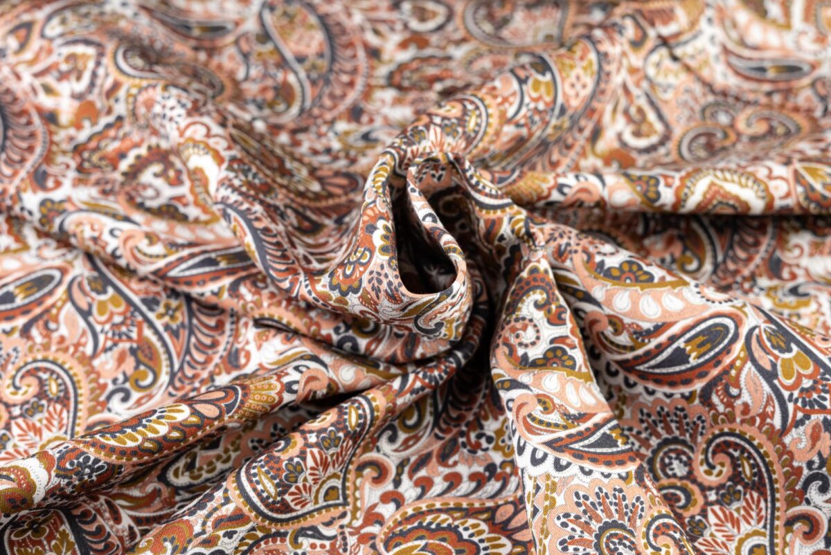 Baumwollsatin blau-rost Paisley