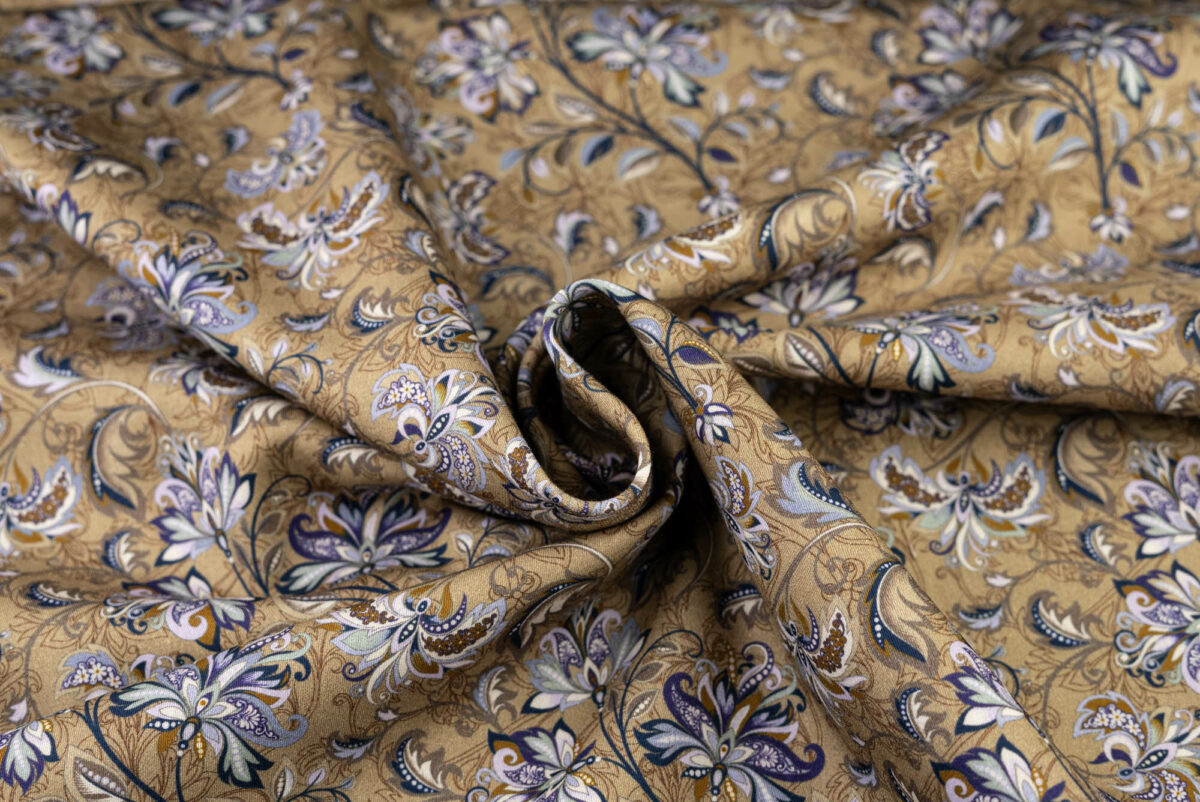 Baumwollsatin lila-taupe Allover