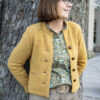Kurze Strickjacke mit Armschlitzen - Image 2