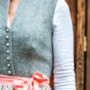 Heimatwerk Dirndl mit Alpakaloden - Image 5
