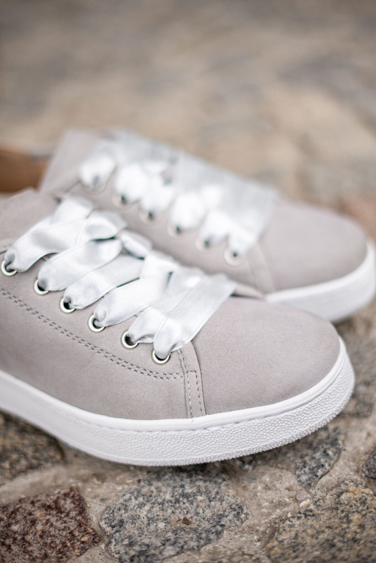 Damensneaker aus Ziegenvelour – Bild 2