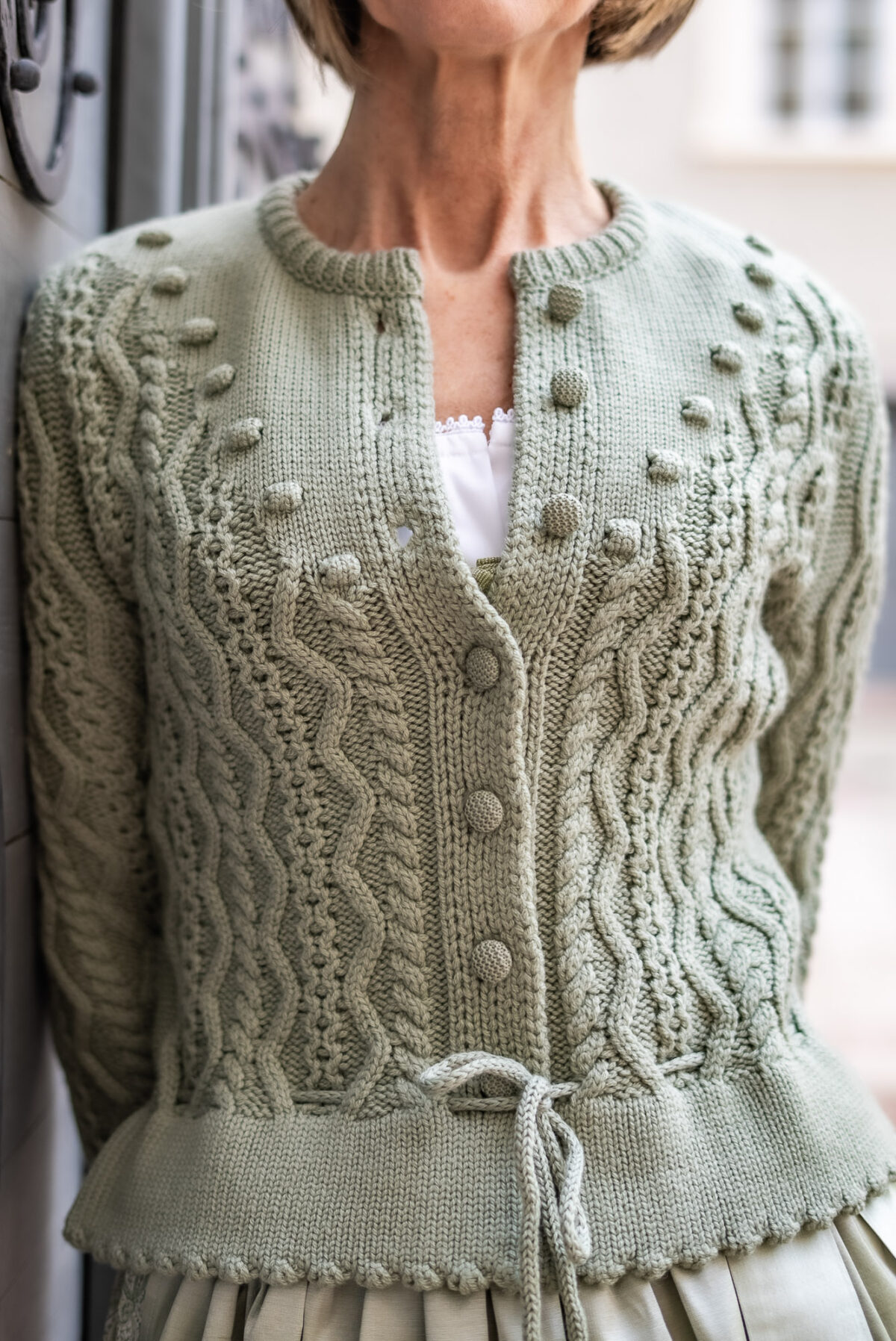 Strickjacke mit Tunnelzug