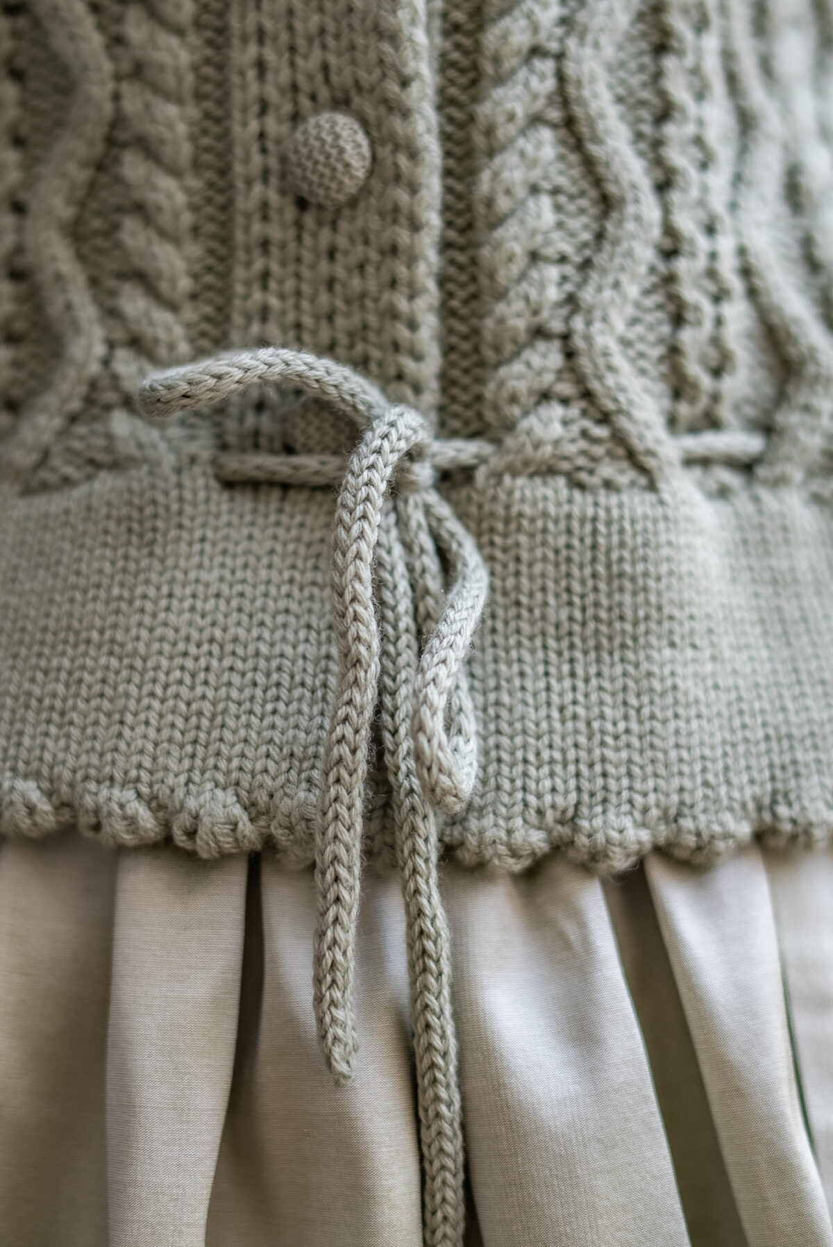 Strickjacke mit Tunnelzug – Bild 4