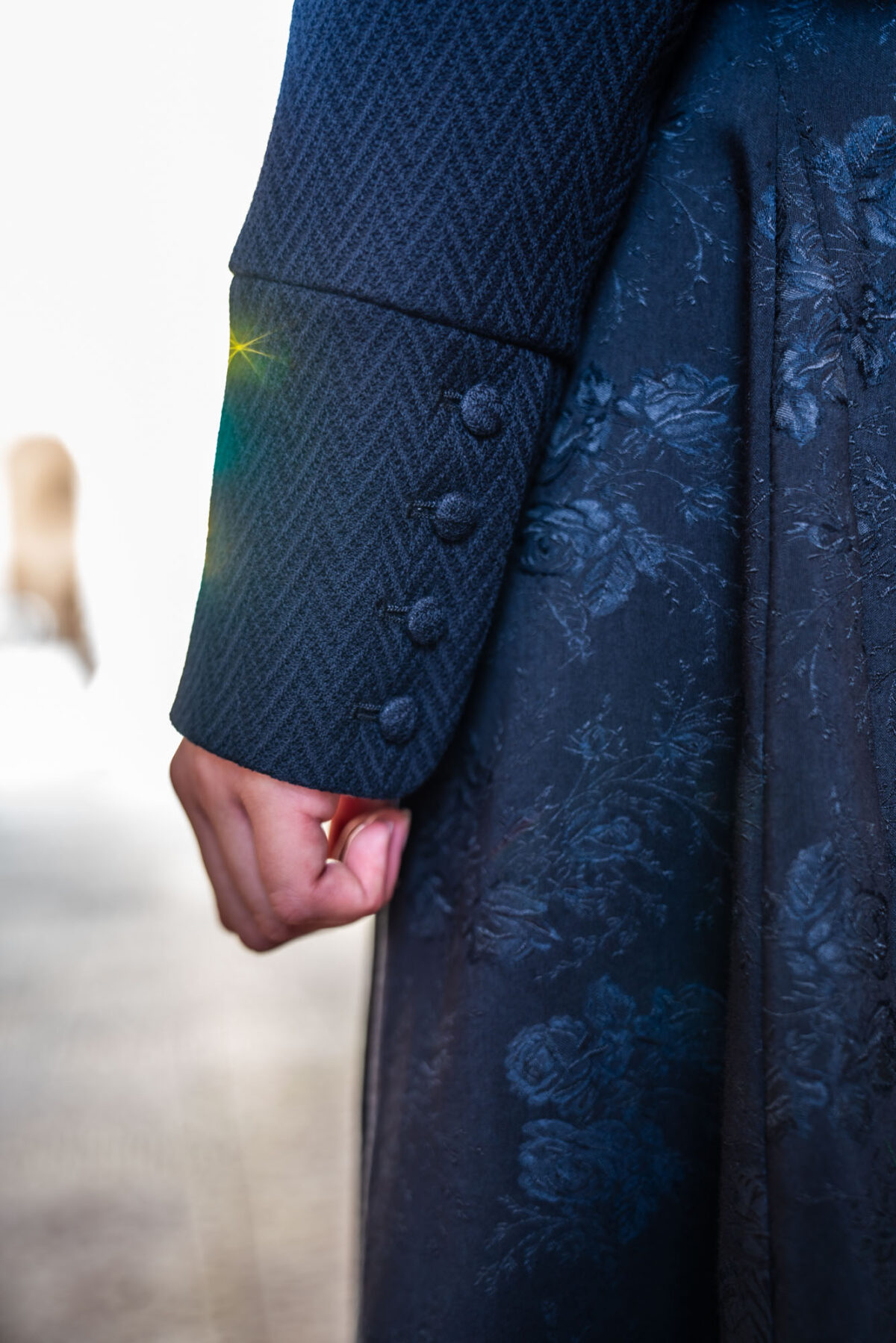 Damenmiederjacke in Nachtblau – Bild 3