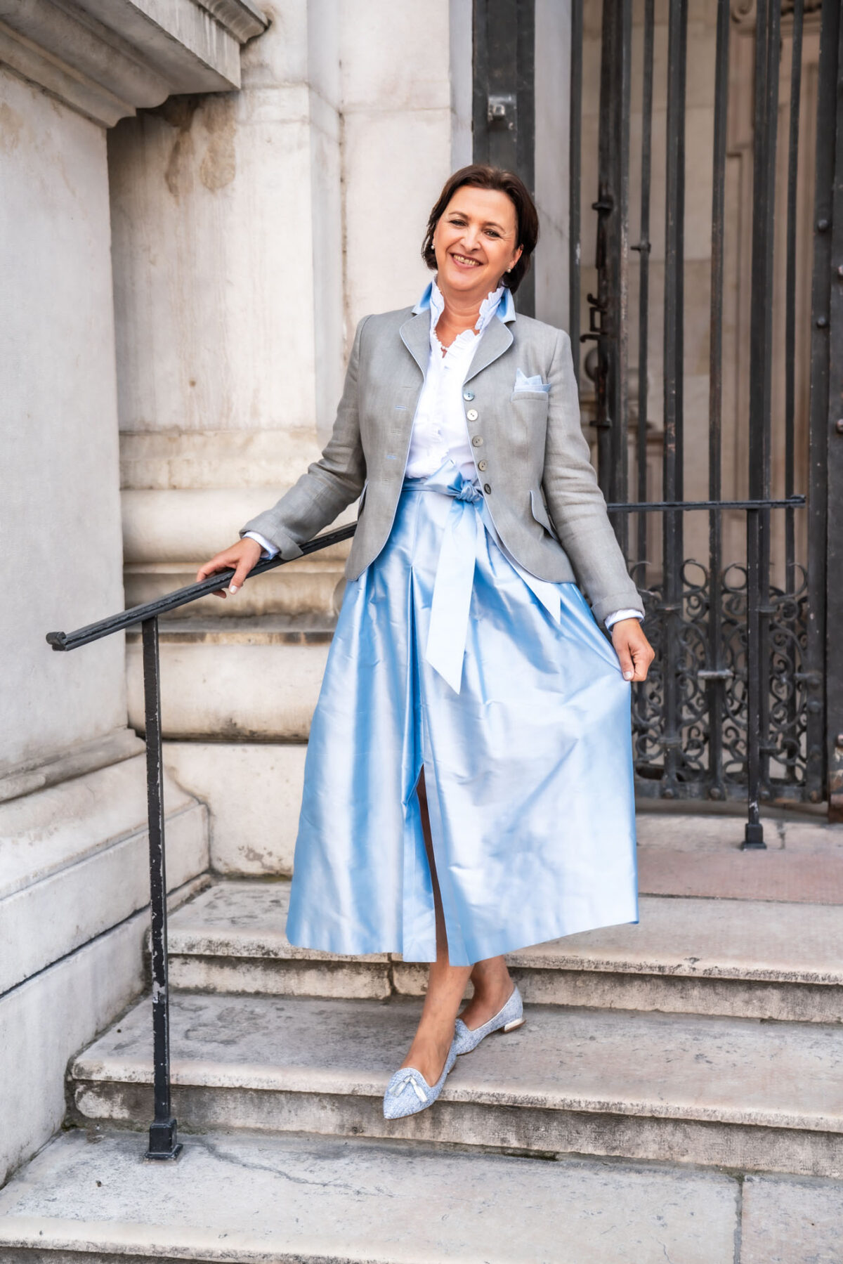 Damenbluse mit Passepoil – Bild 2