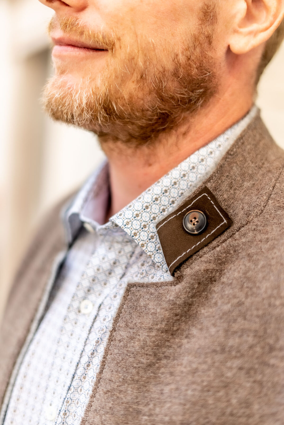 Walksakko mit Leder Besatz und Patches – Bild 4